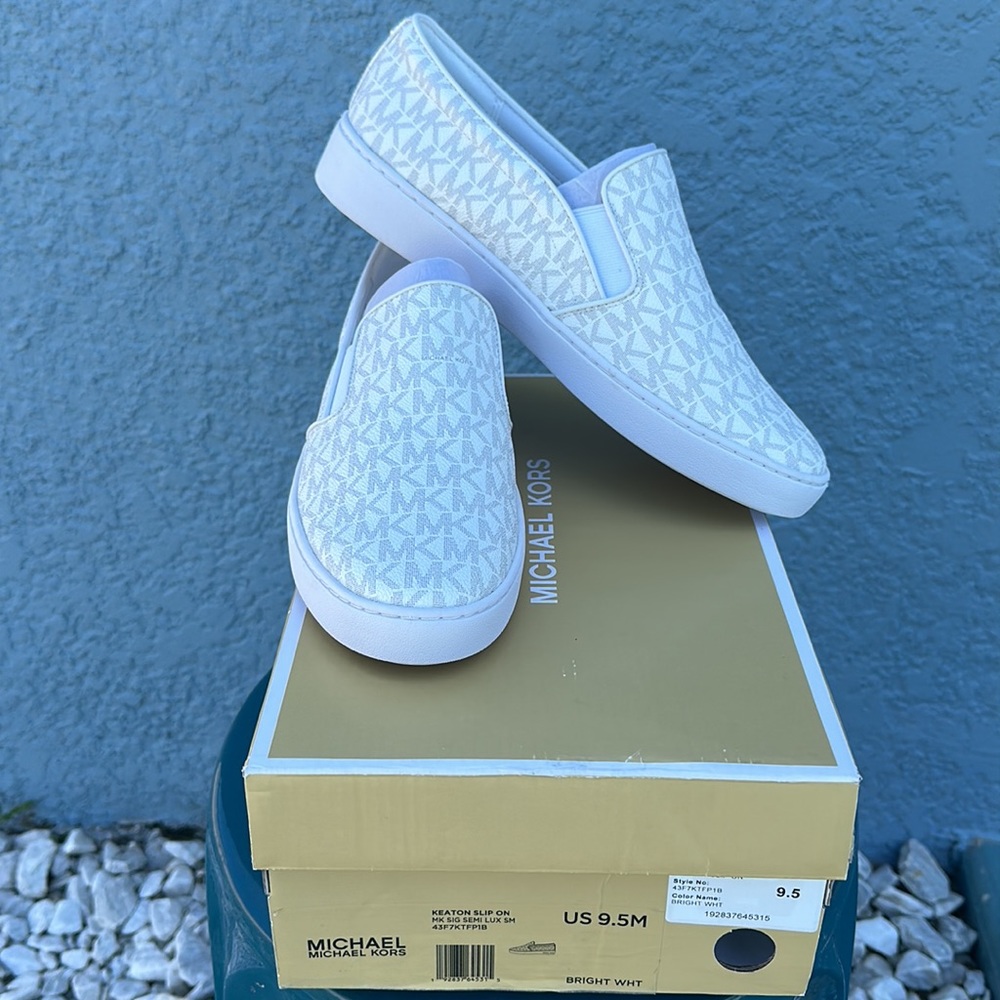 (NEW) Michael Michael Kors Women's Keaton Slip-On